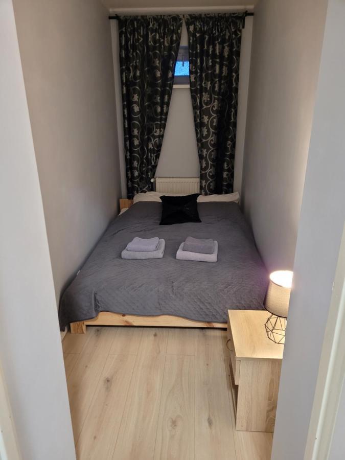 Apartamenty Cieplicka 20 Jelenia Gora Bagian luar foto