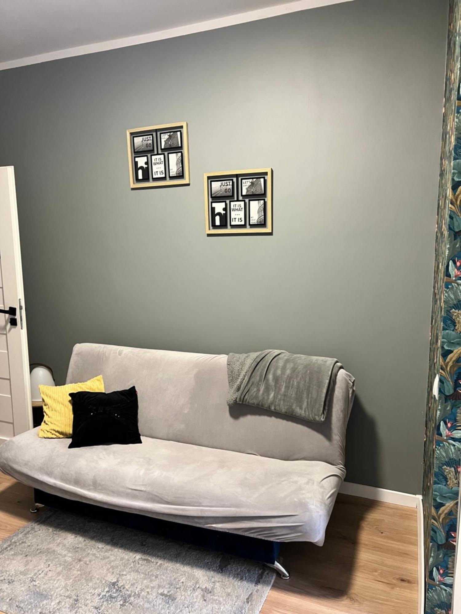 Apartamenty Cieplicka 20 Jelenia Gora Bagian luar foto